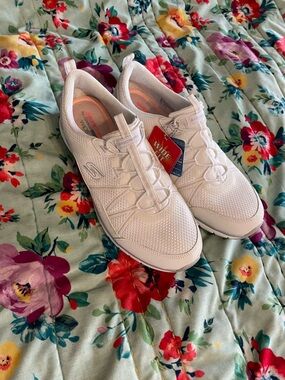 Skechers Women's White Slip-On Walking Shoes 11